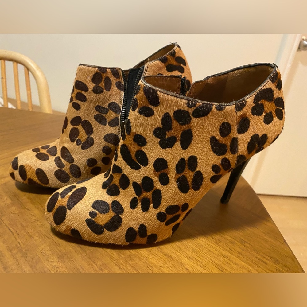 Fun leopard print booties from Zara
